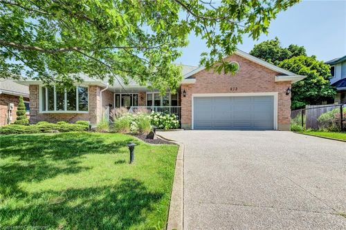 573 Hemingway Pl, Waterloo, ON, N2T1Z4 | Card Image