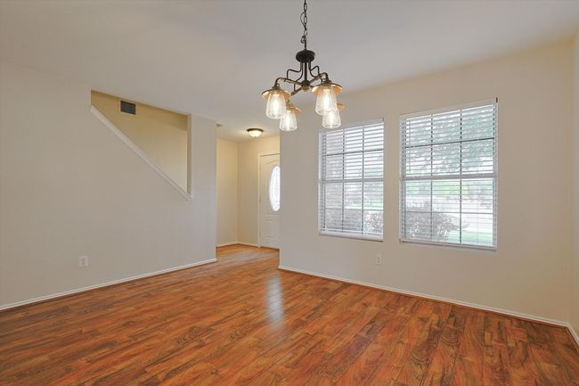Dining Area | Image 7