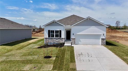 706 Fallen Leaf Drive, Belton, MO, 64012 | Card Image