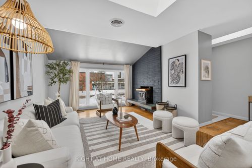 30 Ptarmigan Crescent, North York, ON, M3A1W3 | Card Image