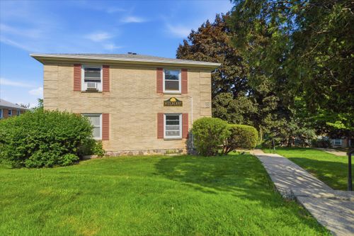 1319 E Randolph Ct, Milwaukee, WI, 53212-1835 | Card Image
