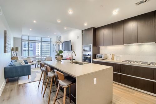 1002-501 West Ave, Austin, TX, 78701-2899 | Card Image