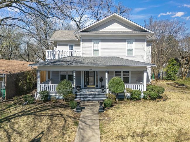 Welcoming curb appeal! | Image 14