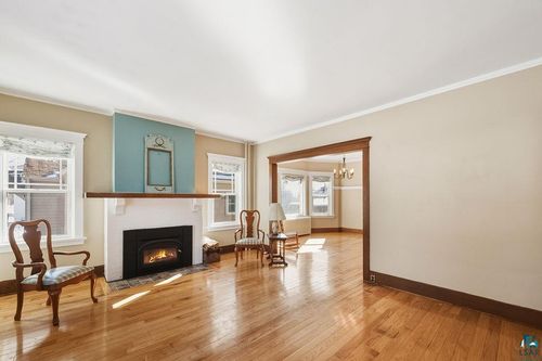 4220 Mcculloch St, Duluth, MN, 55804-1933 | Card Image