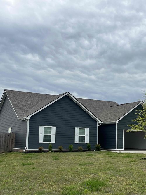 1411 Pipeline Ave, Columbia, TN, 38401-4096 | Card Image