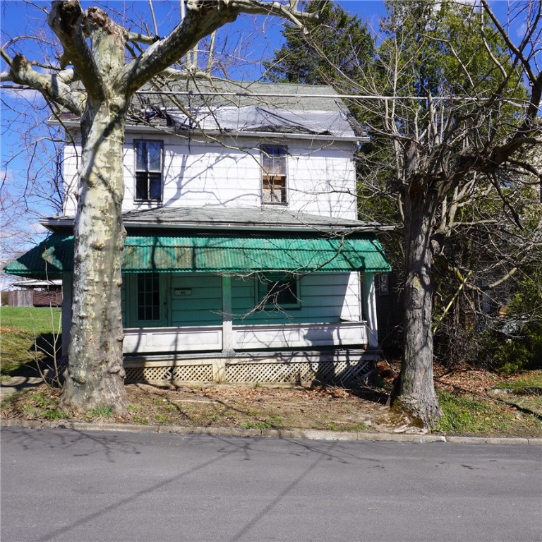Race St, Uniontown, PA 15401