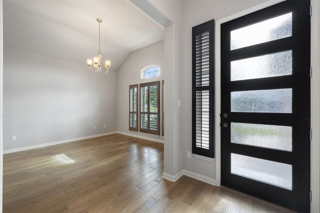 110 N Sage Holw, House other with 3 bedrooms, 2 bathrooms and 5 parking in Dripping Springs TX | Image 6