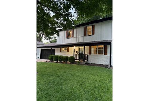 9121 Hayes Dr, Overland Park, KS, 66212-4839 | Card Image