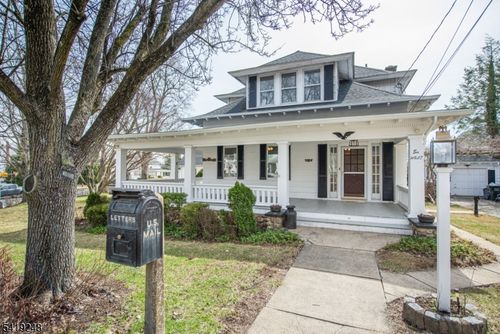 6 W Dewey Ave, Wharton, NJ, 07885-1602 | Card Image