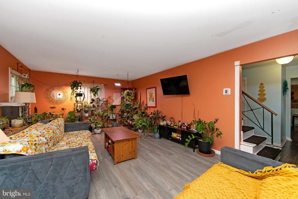 Residential in WILLINGBORO 2