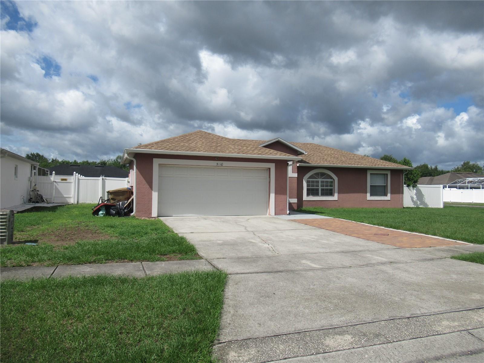 Heatherstone Dr, Kissimmee, FL 34758