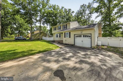 2524 Brookfield St, Vineland, NJ, 08361-7348 | Card Image