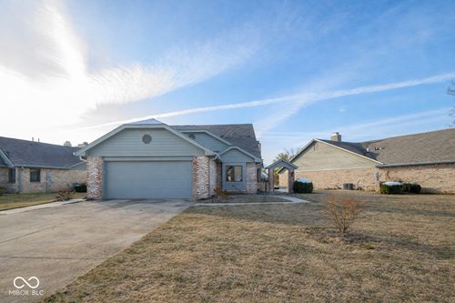 2405 Sagamore Dr, Anderson, IN, 46011-9739 | Card Image