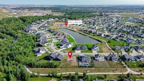 2812 Rivers Bend Dr E, West Fargo, ND, 58078-8509 | Card Image