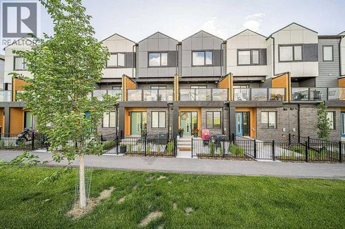 8535 19 Ave Se, Calgary, AB, T2A7W8 | Card Image