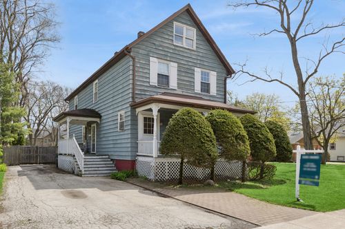 933 Harms Rd, Glenview, IL, 60025-3246 | Card Image