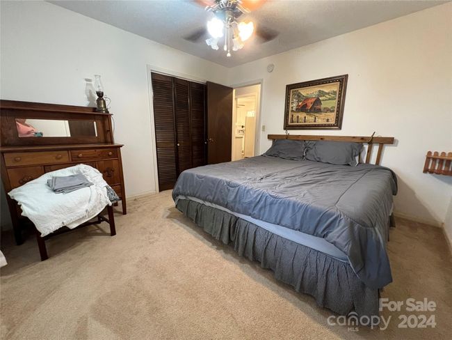 2546 White Oak Mountain Rd, House other with 3 bedrooms, 2 bathrooms and null parking in Columbus NC | Image 19