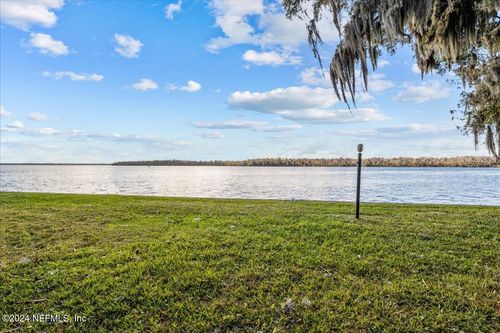 c217-179 Beechers Point Dr, Welaka, FL, 32193-3426 | Card Image