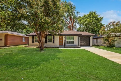 1730 Buena Vista St, Mesquite, TX, 75149-2261 | Card Image