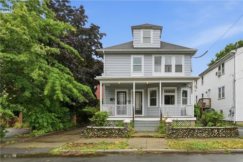 76 Radcliffe Ave, Providence, RI, 02908-2943 | Card Image
