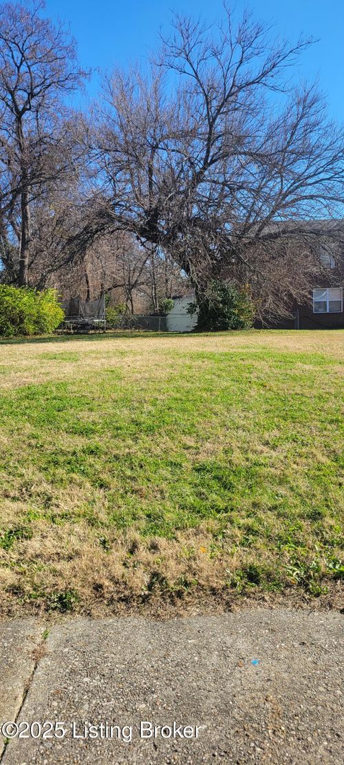 761 S Clay St, Louisville, KY, 40203-2479 | Card Image