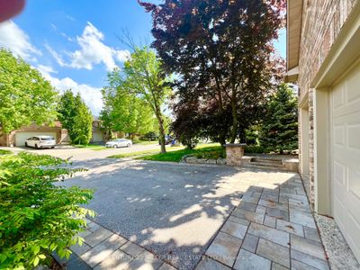 1359 Fieldcrest Lane, House other with 4 bedrooms, 4 bathrooms and 4 parking in Oakville ON | Image 3