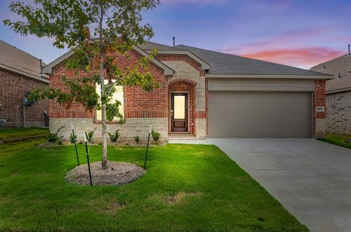 8500 Gray Squirrel Ln, Mckinney, TX, 75071-3894 | Card Image