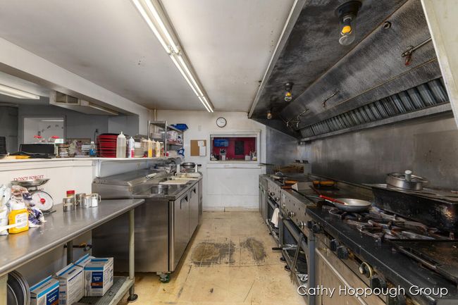 112 State St, Home with 0 bedrooms, 3 bathrooms and 20 parking in Freeport MI | Image 15