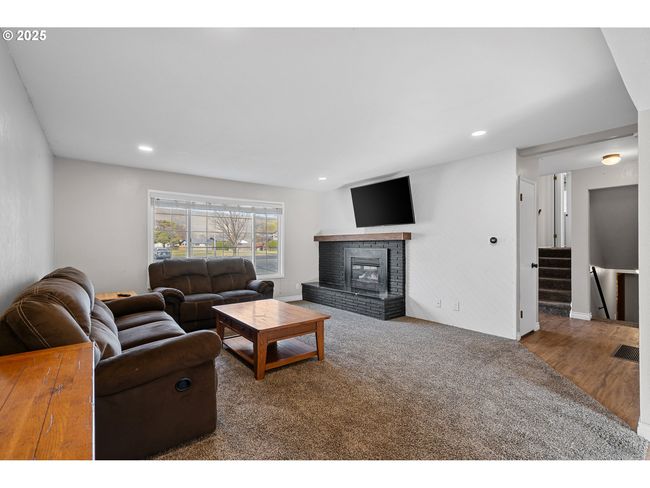 1524 Sw 44 Th St, House other with 4 bedrooms, 3 bathrooms and 2 parking in Pendleton OR | Image 7