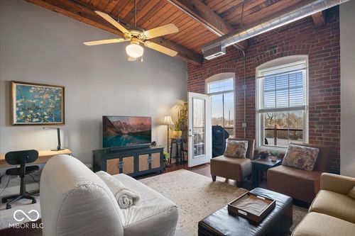 405-55 Harding St, Indianapolis, IN, 46222-4580 | Card Image