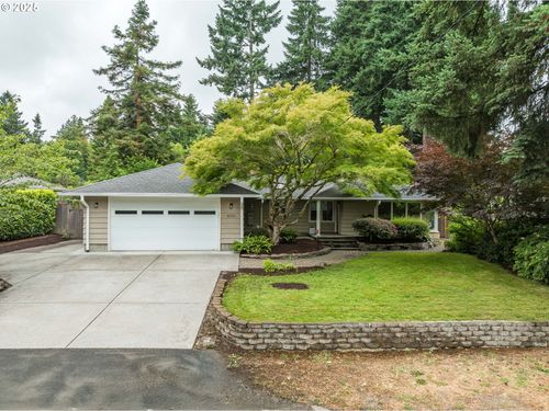 4030 Calaroga Cir, West Linn, OR, 97068-1005 | Card Image