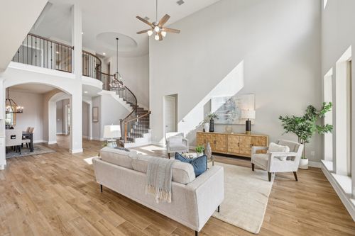 131 Kellogg Ln, Bastrop, TX, 78602-3214 | Card Image