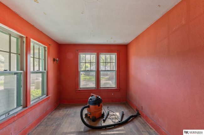 7717 N 39 Th St, House other with 4 bedrooms, 1 bathrooms and 4 parking in Omaha NE | Image 9