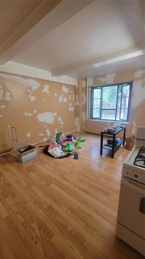apt-1-1604 Metropolitan Ave, Bronx, NY, 10462-6940 | Card Image