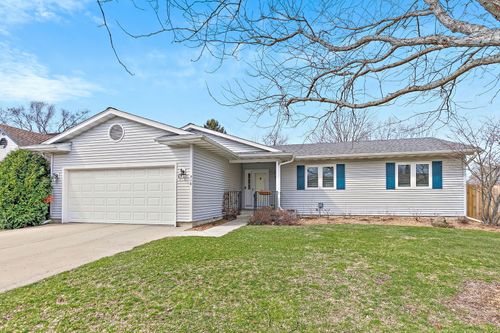 510 Eisenhower St, Marengo, IL, 60152-9564 | Card Image