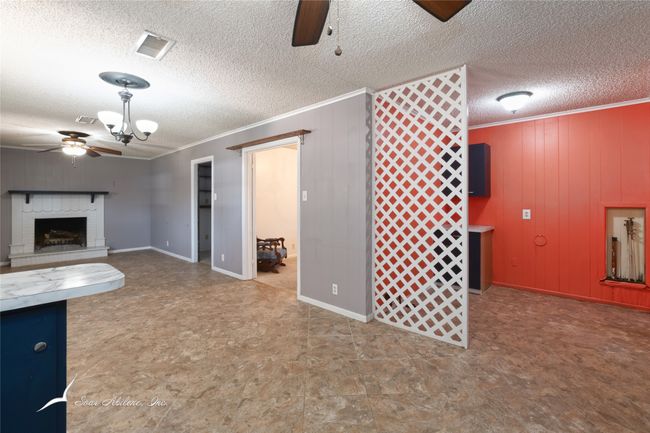 1002 S Pioneer Dr, House other with 3 bedrooms, 2 bathrooms and null parking in Abilene TX | Image 14