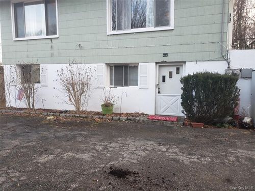 8 Beech Pl, Lake Peekskill, NY, 10537-1512 | Card Image