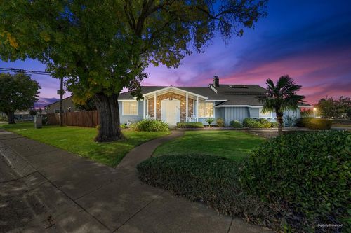 4770 A Pkwy, Sacramento, CA, 95823-3118 | Card Image