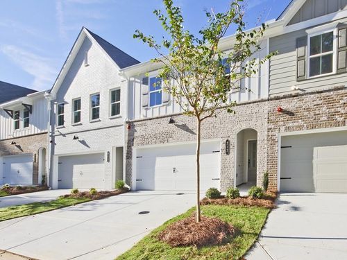 162 Bluffington Way, Marietta, GA, 30066-6048 | Card Image