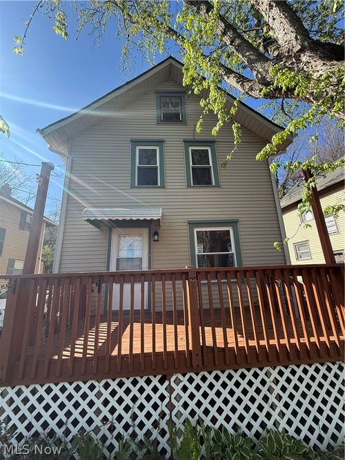 683 Sharon St, Akron, OH, 44314-2475 | Card Image