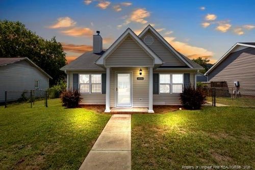 5591 Windy Knoll Pl, Fayetteville, NC, 28304-4878 | Card Image