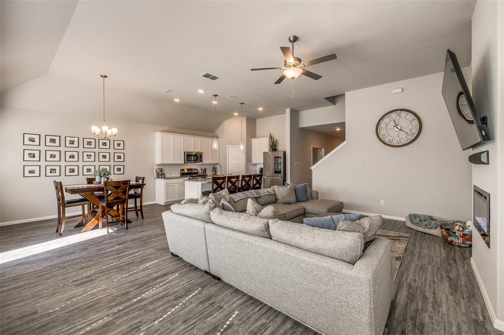 Pampas Pl, Venus, TX 76084