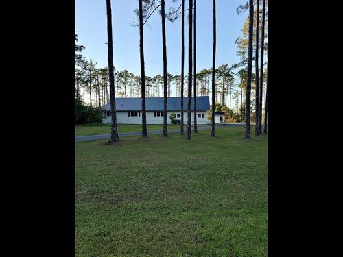 15 White Way, Carrabelle, FL, 32322 | Card Image