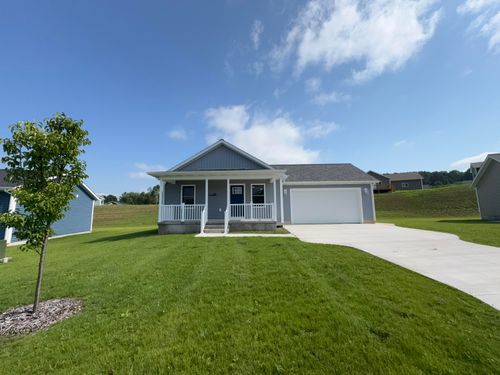 260 Willowside Dr, Shelby, MI, 49455-9233 | Card Image