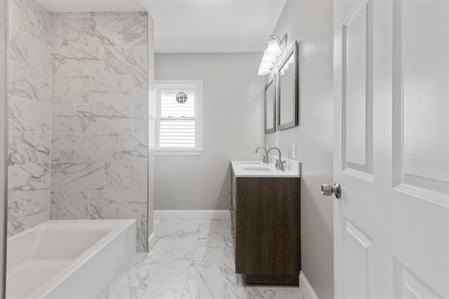 34 Stowe Ave, House other with 2 bedrooms, 1 bathrooms and 4 parking in Riverside RI | Image 11