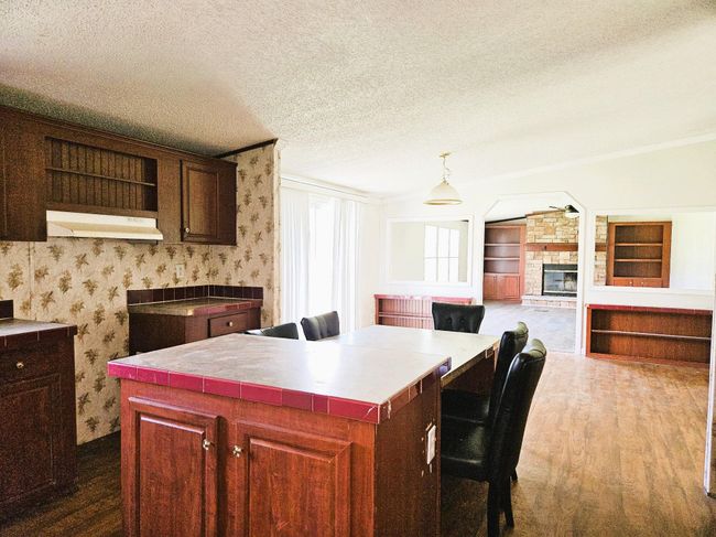 KITCHEN | Image 13