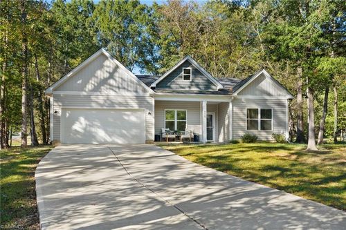 655 Sina Ave, Winston Salem, NC, 27127-6718 | Card Image