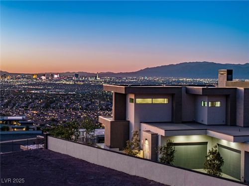 25 Rockstream Dr, Henderson, NV, 89012-7287 | Card Image