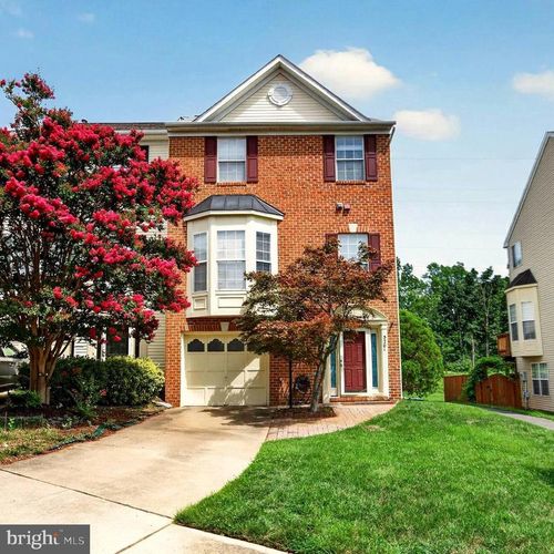 5201 Ballycastle Cir, ALEXANDRIA, VA, 22315-5543 | Card Image