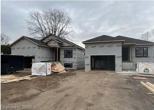 165 Gordon St, Bothwell, ON, N0P | Card Image